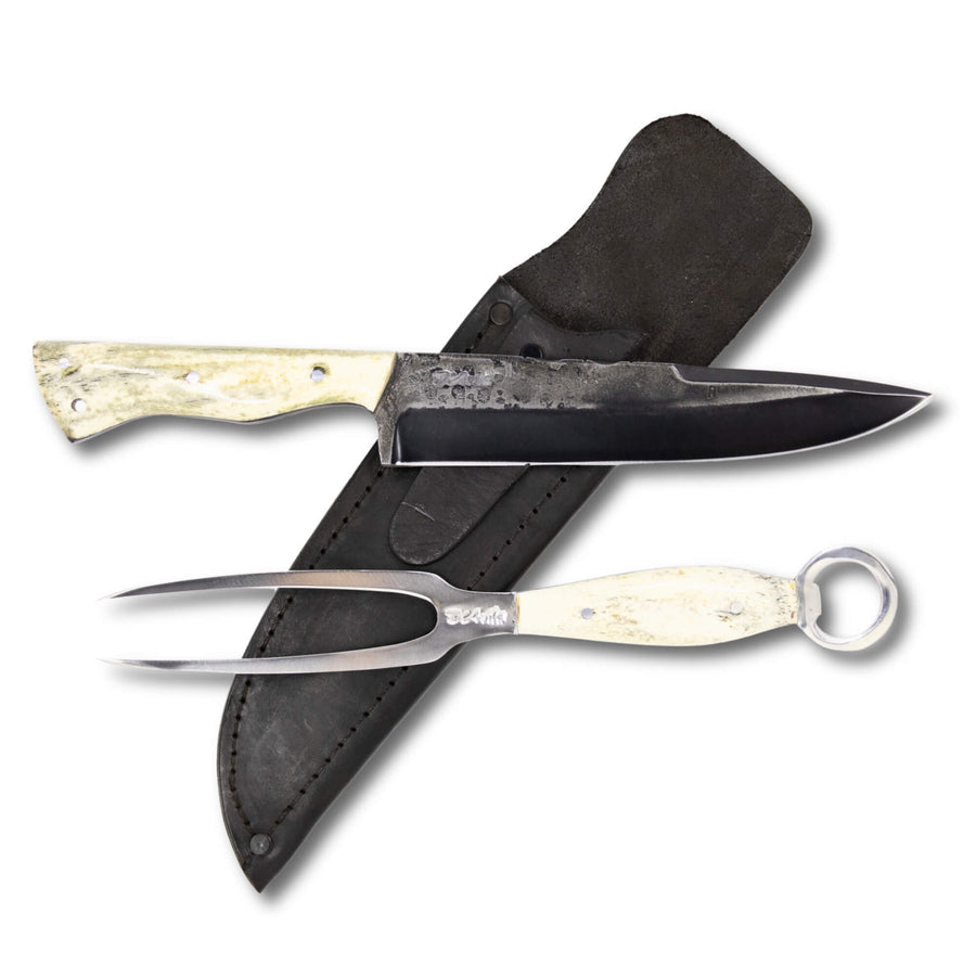 Conjunto Garfo Trinchante P e Faca Churrasco 8" em aço carbono, cabo em osso, brutforj fosfatizado