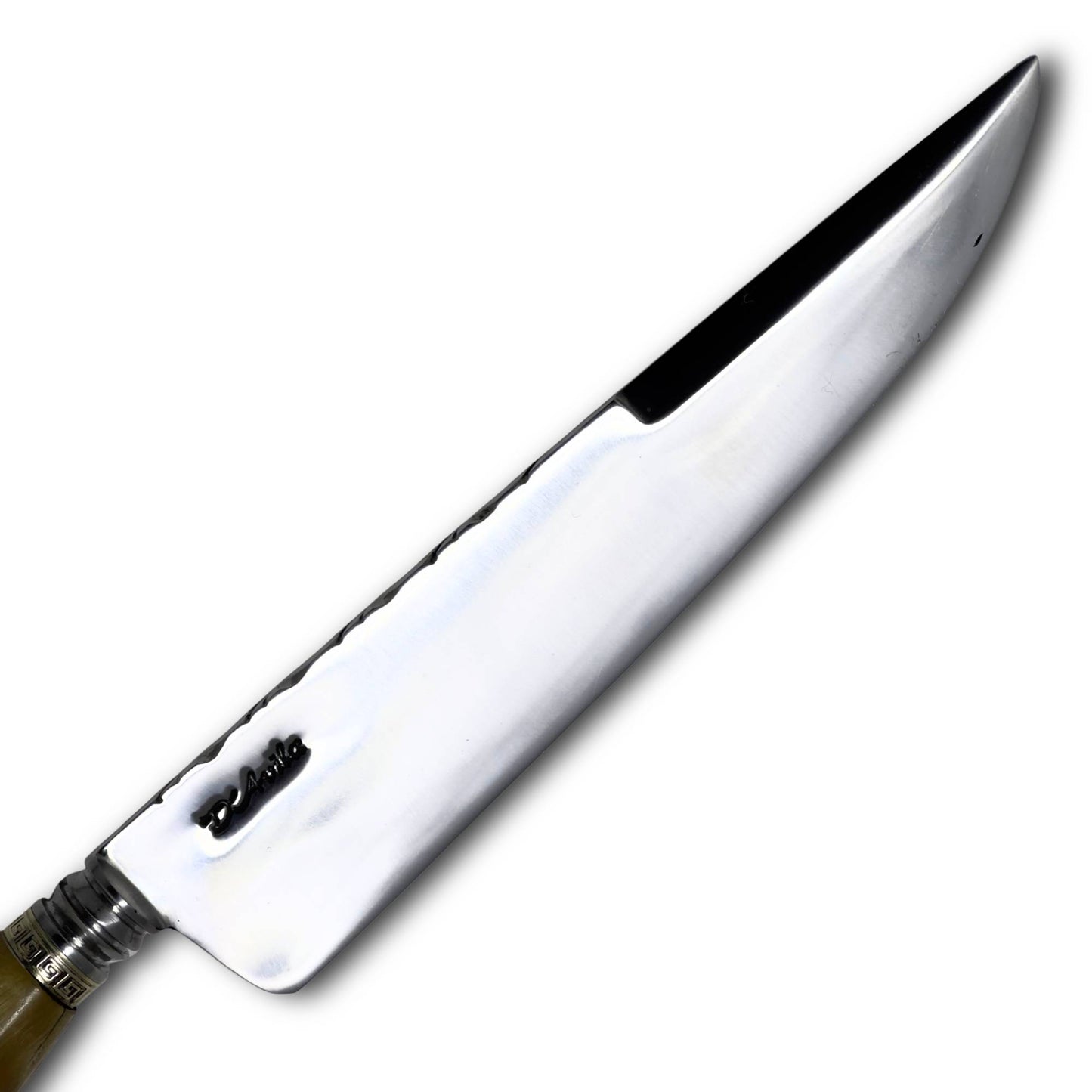Faca Gaúcha integral 8'' em aço carbono, cabo em chifre de merino. polido