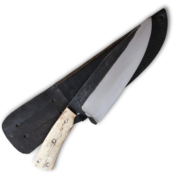 Faca Big Chef 8'' em aço Inox, cabo em Osso, brutforj polido