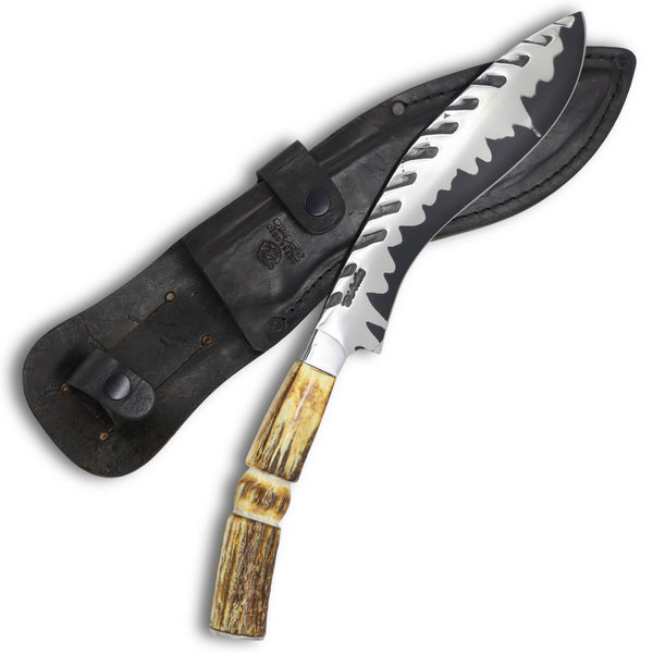 Faca Kukri 9" em Aço san mai, Cabo em chifre de cervo queimado, tratorado